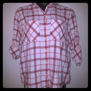 Women's plaid boyfriend button-up